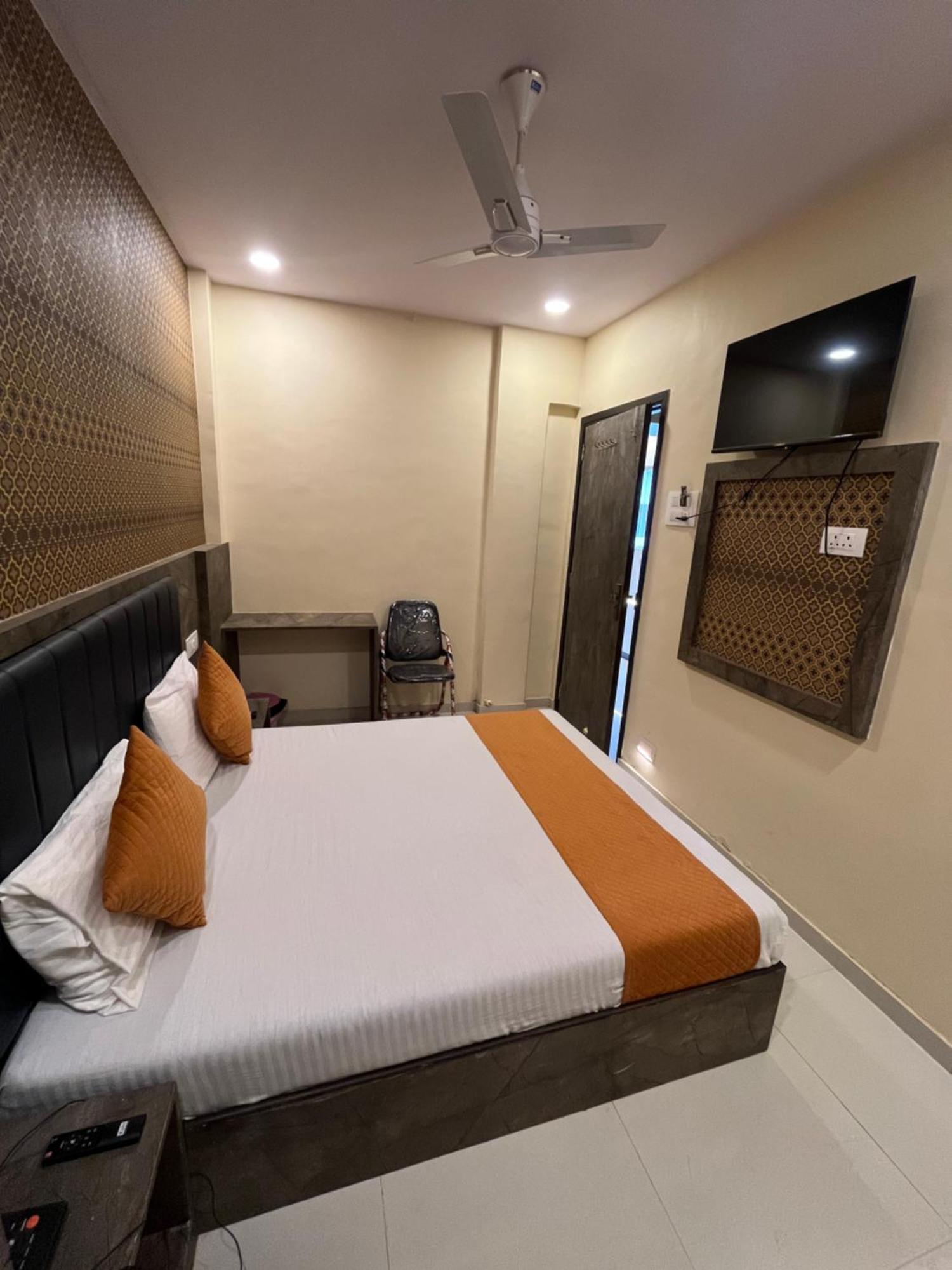 Hotel Grand Bella Mumbai Bagian luar foto